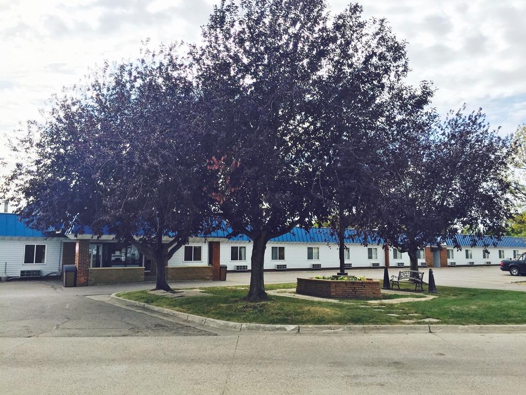 Americas Best Value Inn Grand Forks Zewnętrze zdjęcie