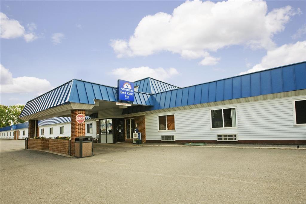 Americas Best Value Inn Grand Forks Zewnętrze zdjęcie