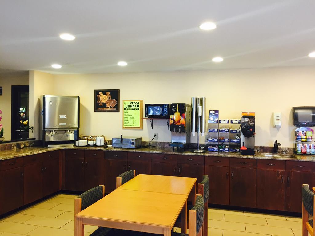 Americas Best Value Inn Grand Forks Zewnętrze zdjęcie