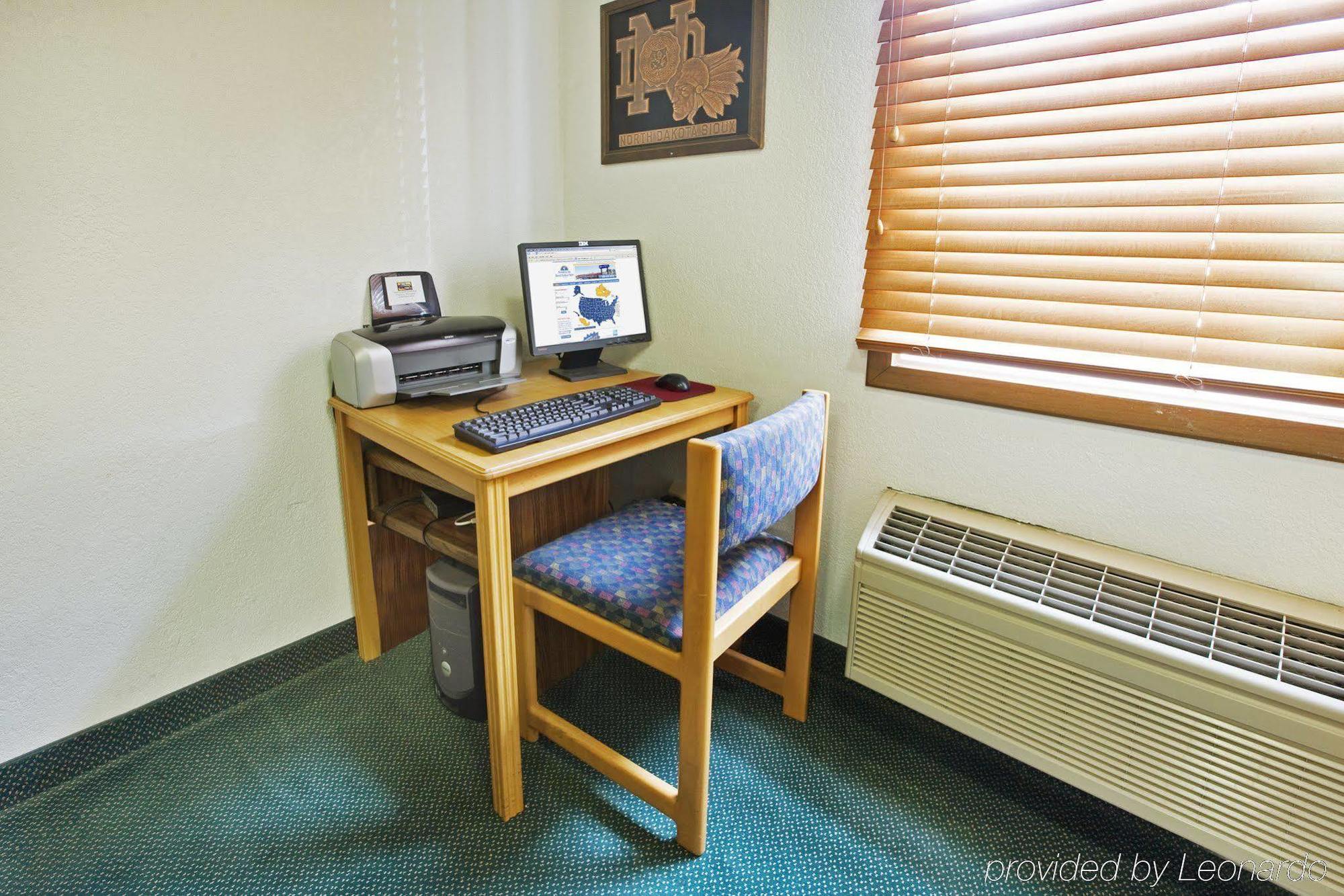 Americas Best Value Inn Grand Forks Udogodnienia zdjęcie